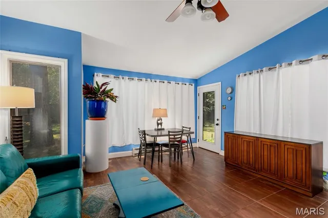 $734,000 | 7120 Lindell Boulevard, University City, MO 63130