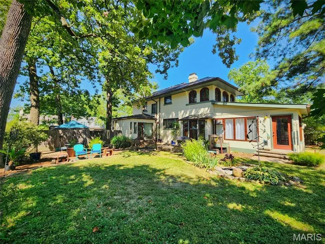 $734,000 | 7120 Lindell Boulevard, University City, MO 63130