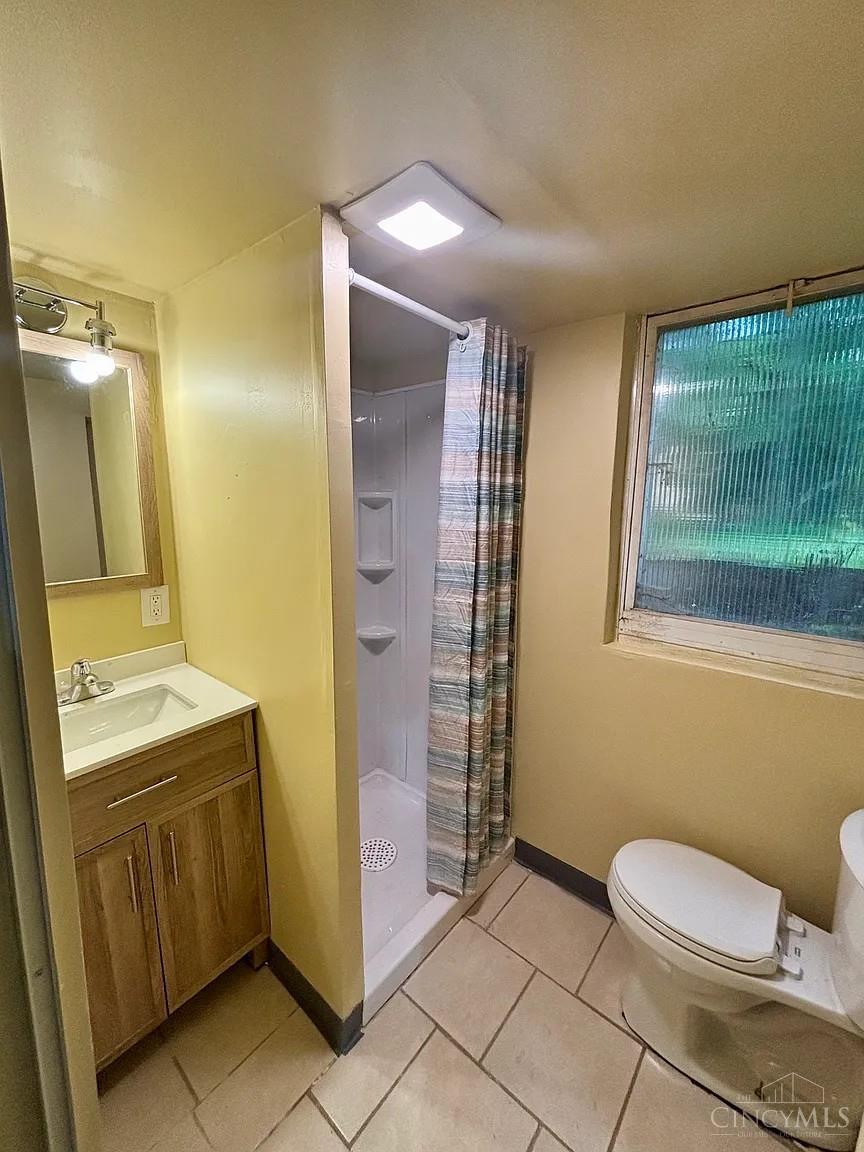 6015 Red Bank Road Cincinnati, OH 45213 - Photo 12 of 14