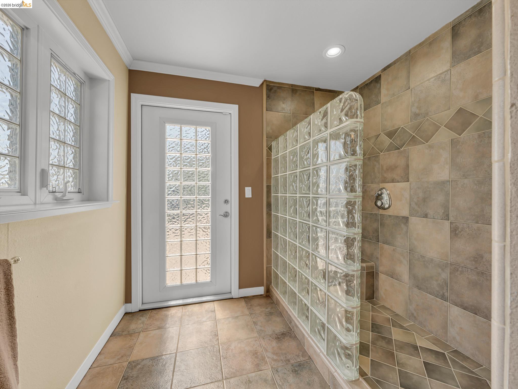 17035 Terminous Road Isleton, CA 95641 - Photo 34 of 48 Entryway with ornamental molding and recessed lighting