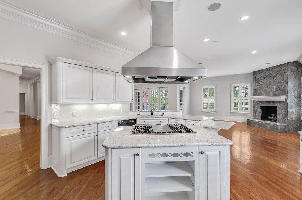 3657 Peachtree Road Northeast, Unit 4B Atlanta, GA 30319 - Photo 7 of 31