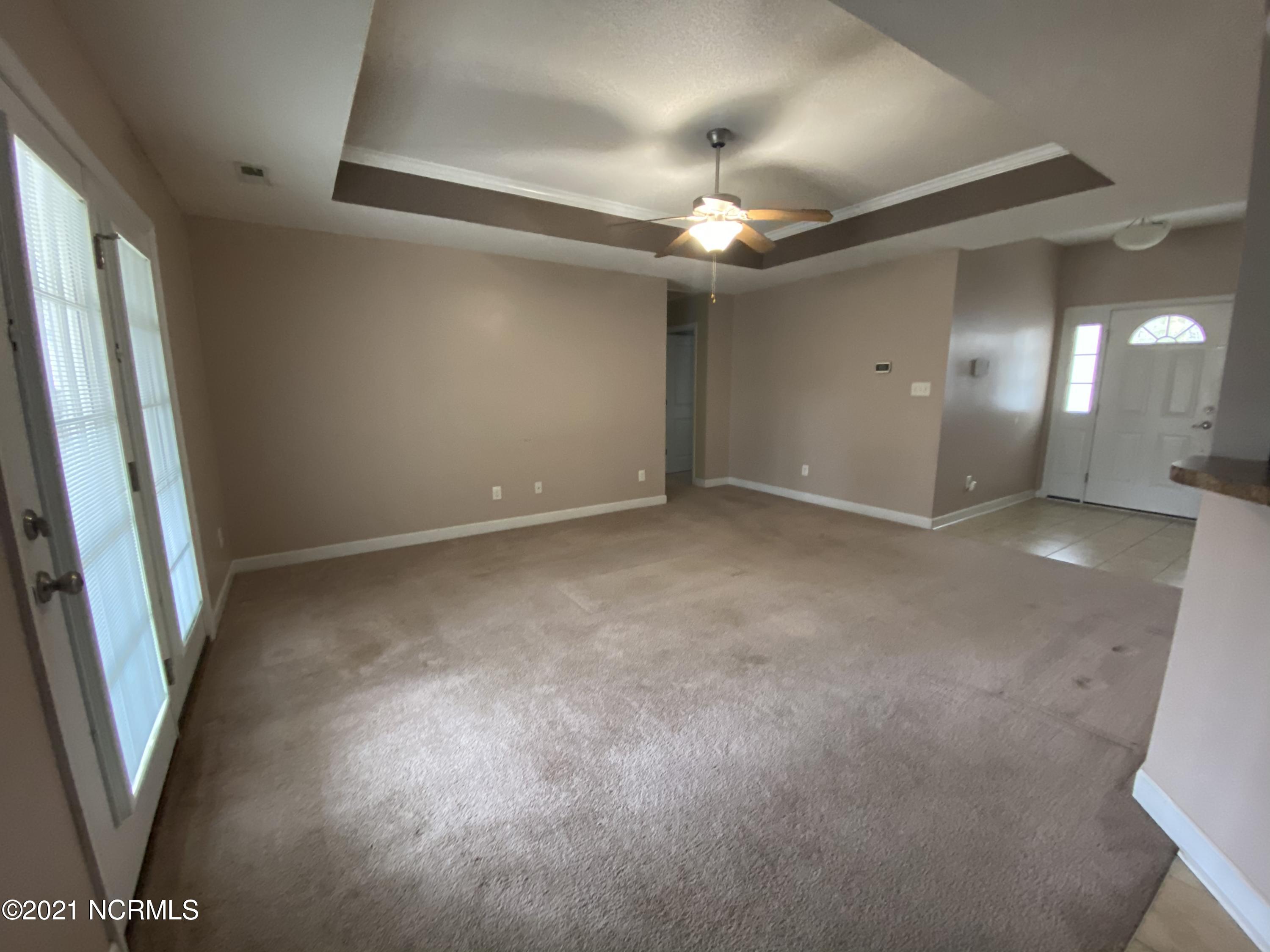 503 Bannermans Mill Road Richlands, NC 28574 - Photo 6 of 31 8F88D2BB-75F7-4D27-BC4A-9625CD3A000F