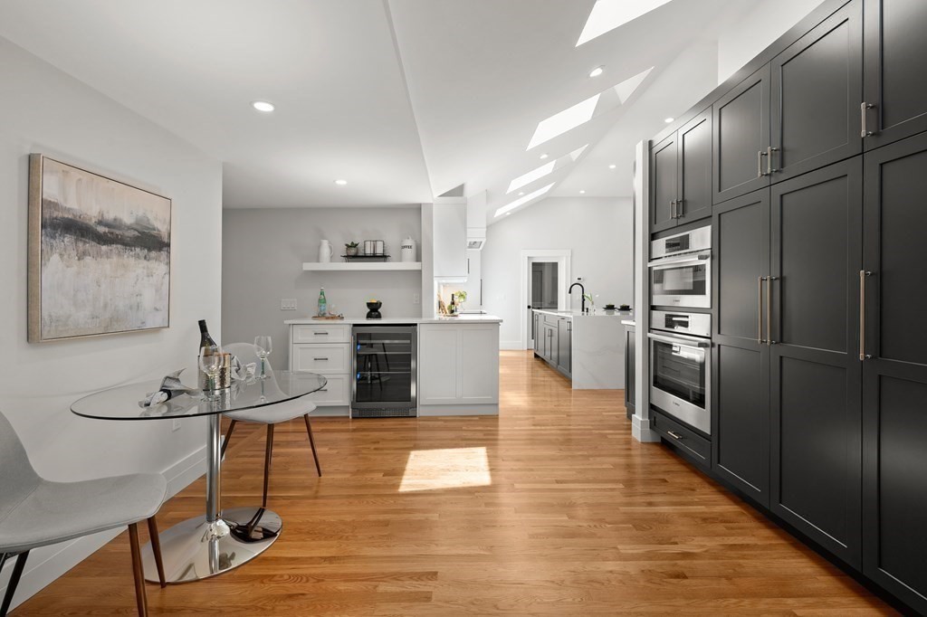 7 Bishops Lane Lynnfield, MA 01940 - Photo 11 of 42