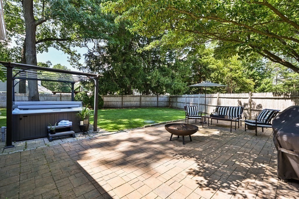 7 Bishops Lane Lynnfield, MA 01940 - Photo 32 of 42