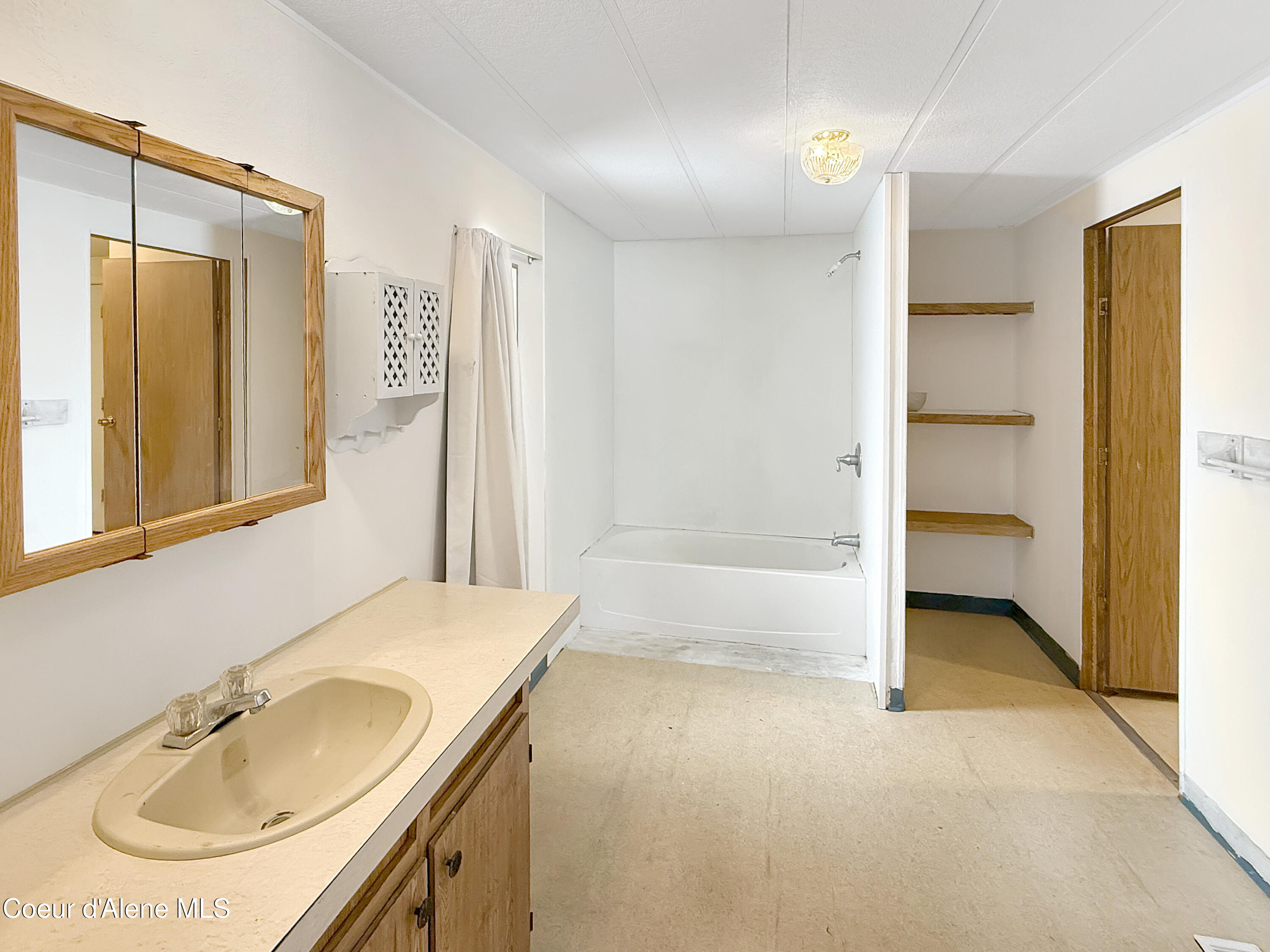 3520 West Cranston Avenue Hayden, ID 83835 - Photo 48 of 55 20251202_130835573_0.0