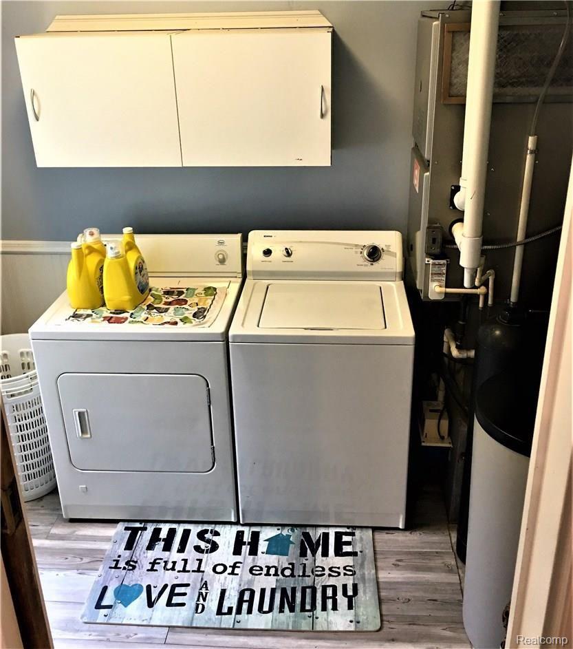 9039 Buchanan Road Brighton, MI 48116 - Photo 25 of 26 Laundry room/boiler room