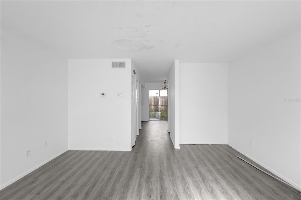 4025 Billingsgate Road, Unit 2004 Orlando, FL 32839 - Photo 11 of 23 Gallery Image 11