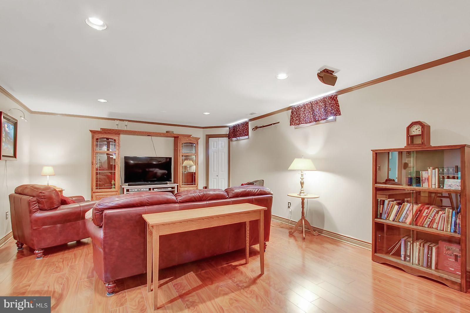 208 Commodore Drive Baltimore, MD 21221 - Photo 13 of 18 Basement
