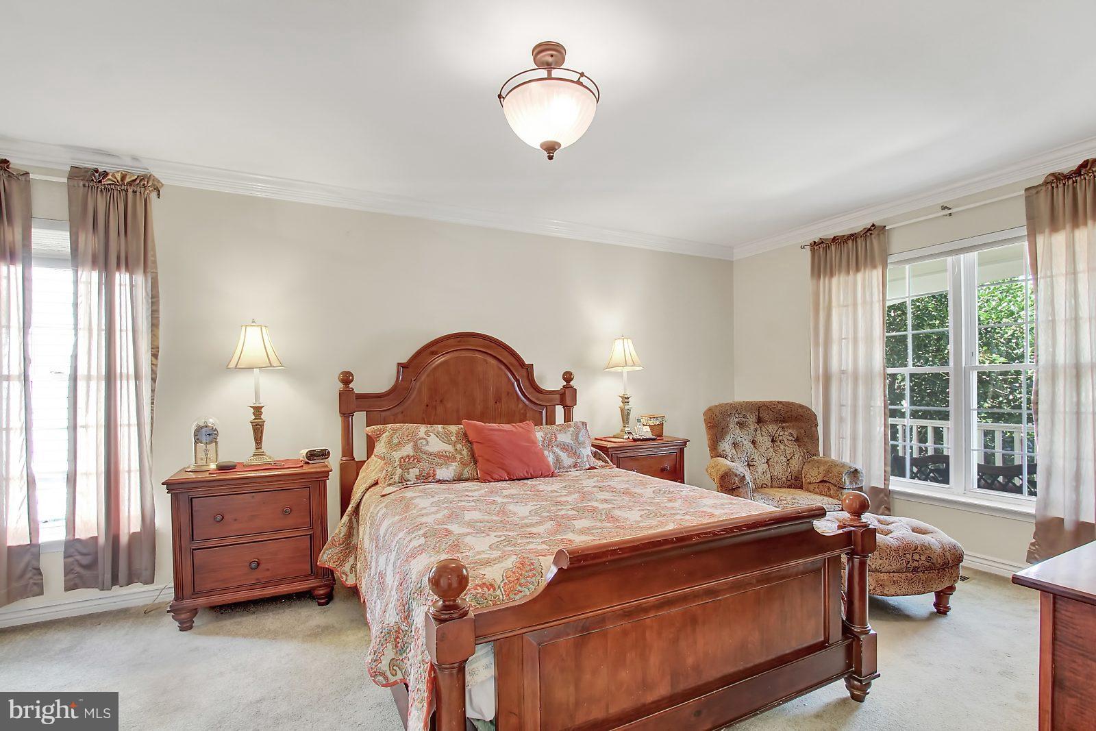 Bedroom (Master)
