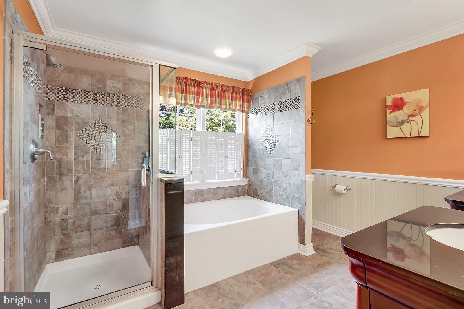 208 Commodore Drive Baltimore, MD 21221 - Photo 8 of 18 Bath (Master)