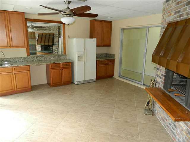 4639 Southeast Robertson Road Stuart, FL 34997 - Photo 15 of 21 Gallery Image 15