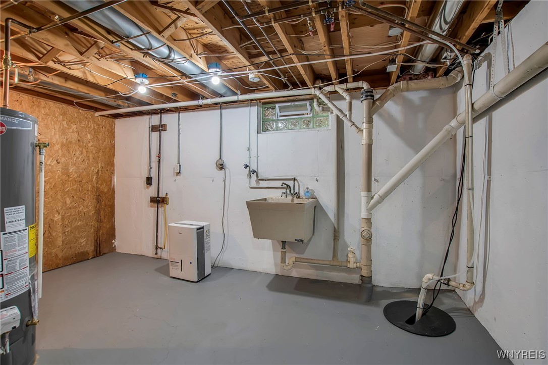 946 Robin Road Amherst, NY 14228 - Photo 33 of 46