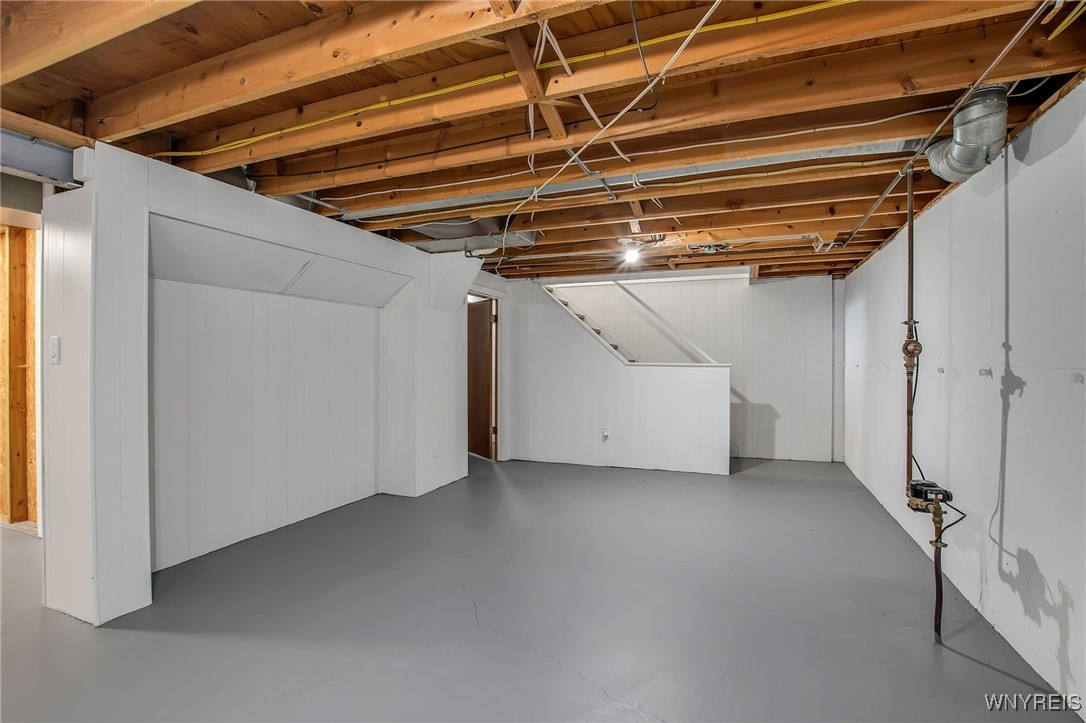 946 Robin Road Amherst, NY 14228 - Photo 34 of 46