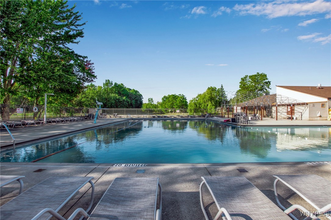 946 Robin Road Amherst, NY 14228 - Photo 38 of 46