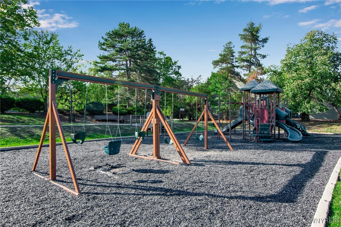946 Robin Road Amherst, NY 14228 - Photo 39 of 46