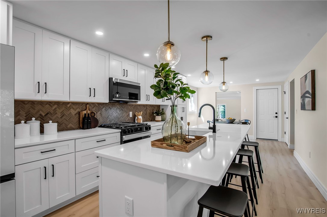 946 Robin Road Amherst, NY 14228 - Photo 8 of 46