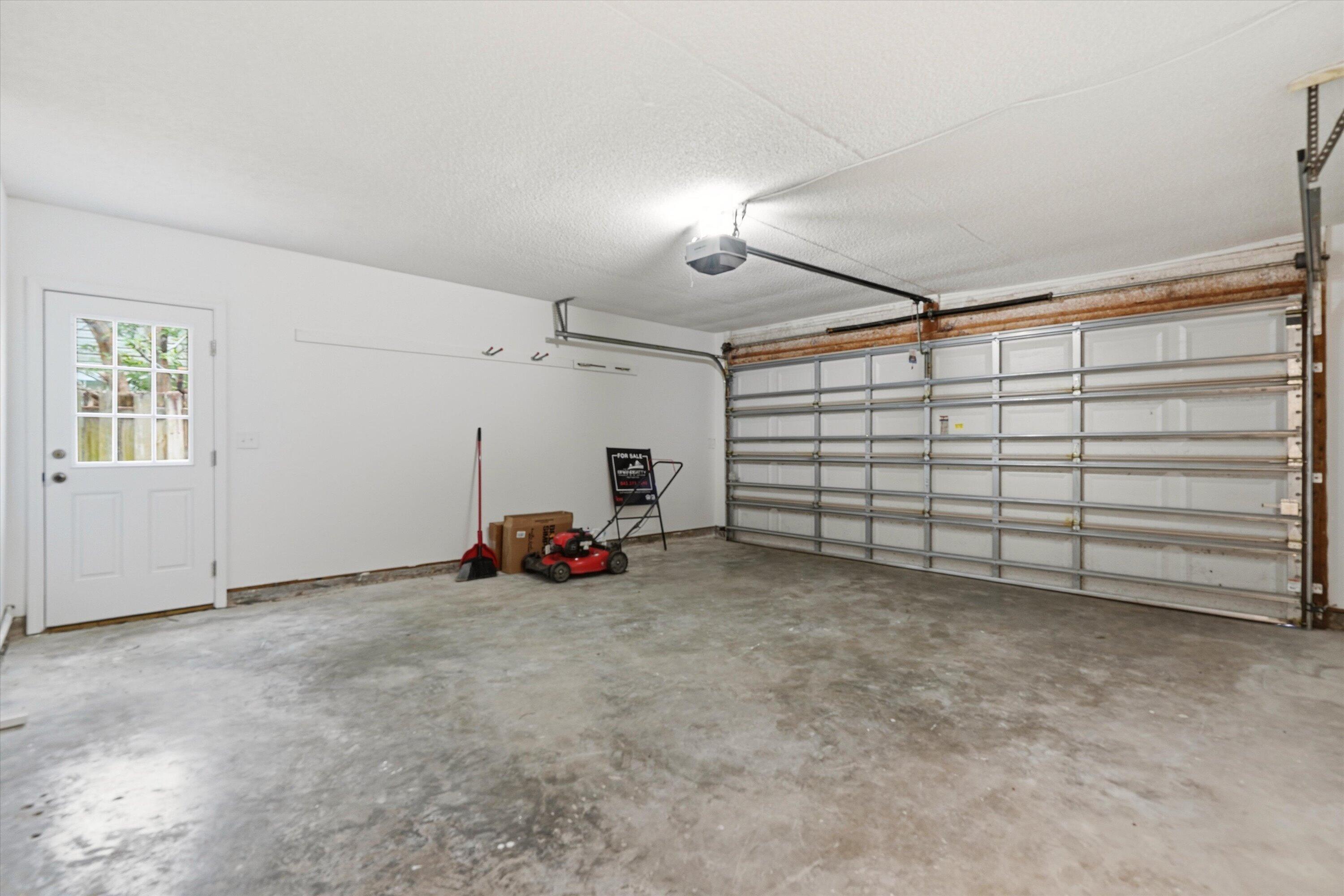 2403 Castlereagh Road Charleston, SC 29414 - Photo 29 of 35 28-028_DSC01451