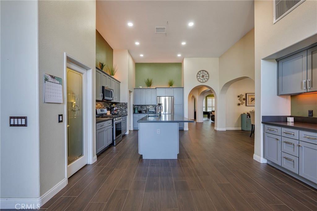 27100 Early Dawn Road Menifee, CA 92584 - Photo 32 of 71