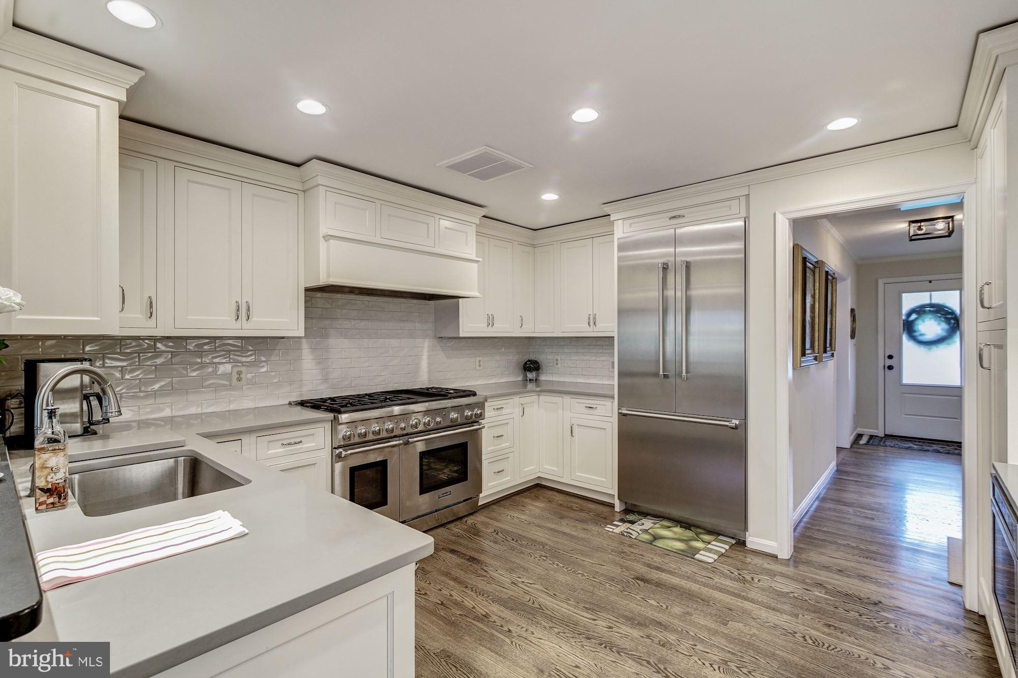 1431 Waggaman Circle McLean, VA 22101 - Photo 5 of 35 Kitchen