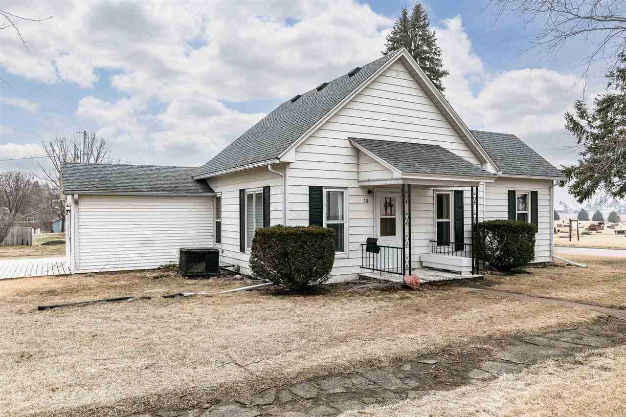 311 Reeder Street Mechanicsville, IA 52306 - Photo 3 of 32 Gallery Image 3