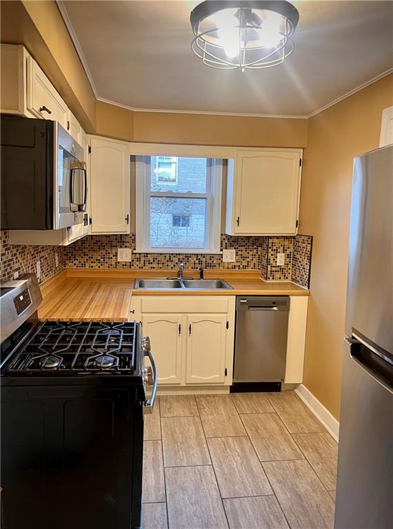319 Long Road Pittsburgh, PA 15235 - Photo 7 of 28 Gallery Image 7