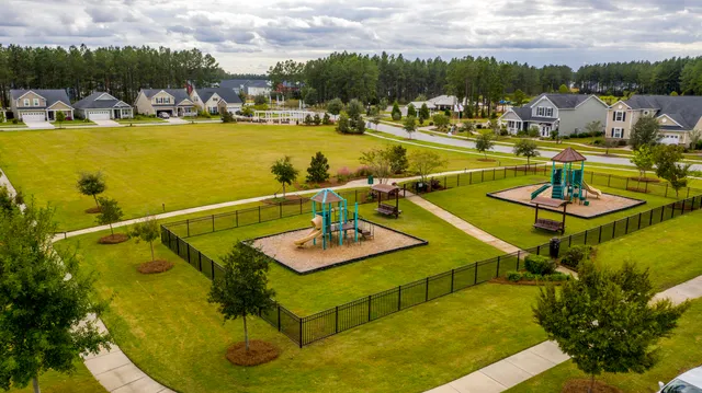 $500,000 | 515 Singing Bush Avenue, Summerville, SC 29486