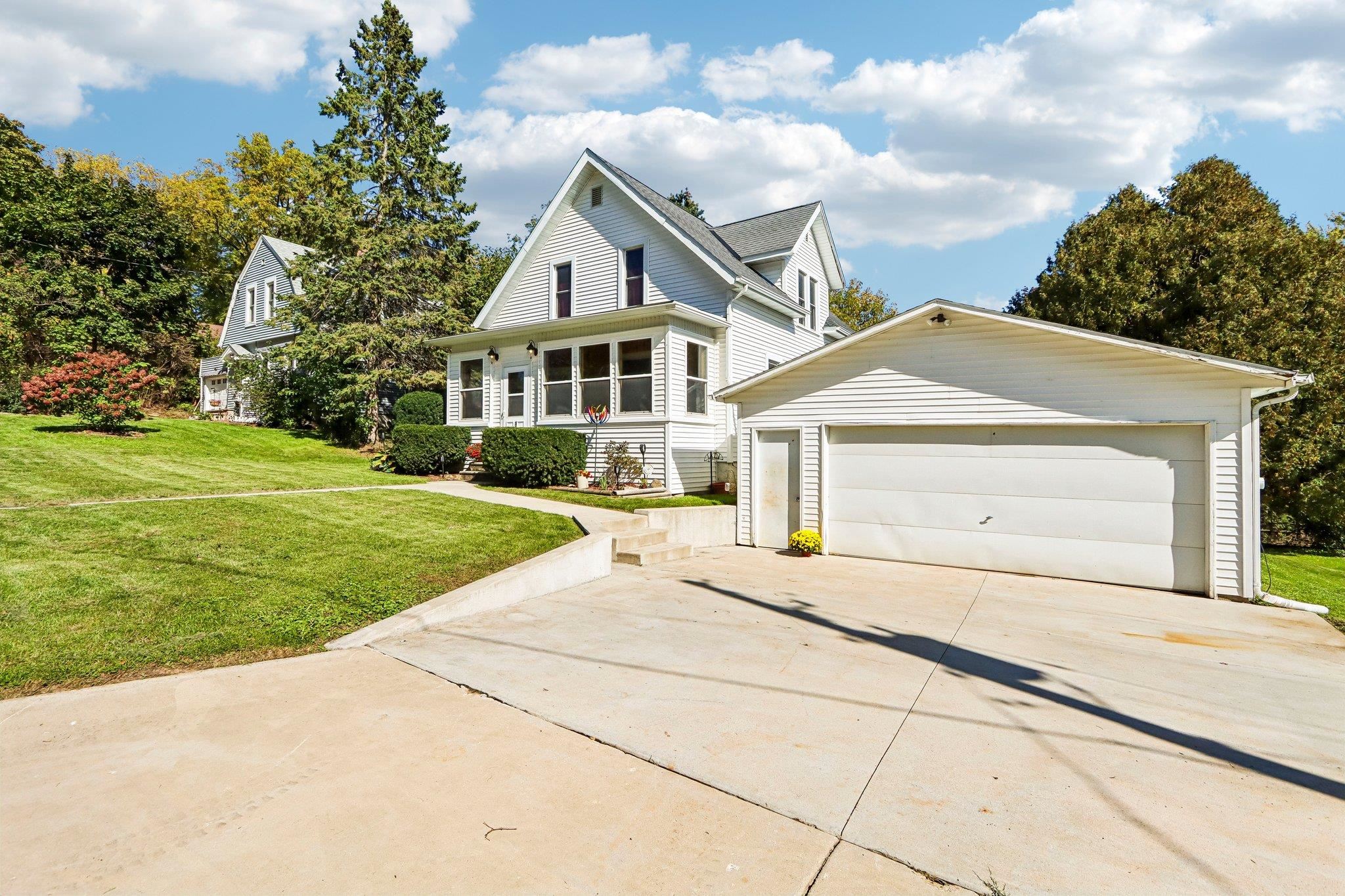 319 Sheldon Street Cambridge, WI 53523 - Photo 40 of 41 Gallery Image 40