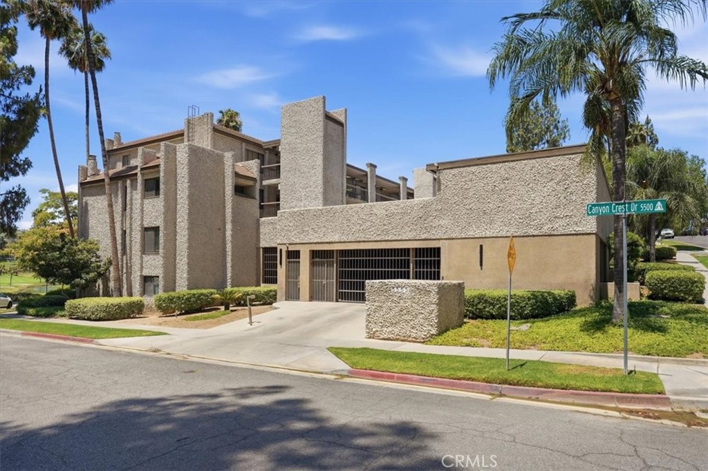 5555 Canyon Crest Drive, Unit 2F Riverside, CA 92507 - Photo 3 of 29