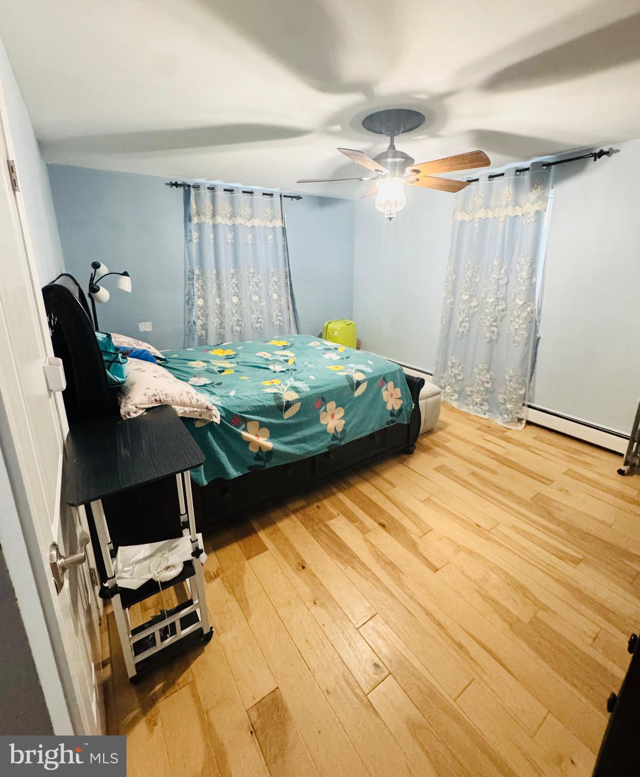 8239 Pine Road Philadelphia, PA 19111 - Photo 6 of 15