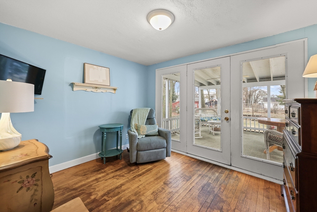 2408 Roosevelt Avenue Springfield, MA 01104 - Photo 14 of 34