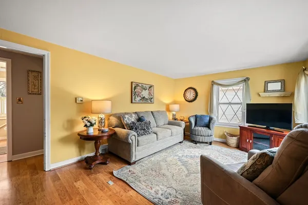 $249,900 | 2408 Roosevelt Avenue, Springfield, MA 01104