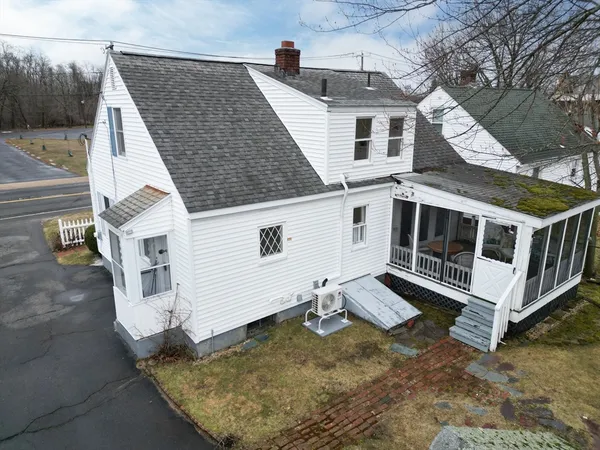 $249,900 | 2408 Roosevelt Avenue, Springfield, MA 01104