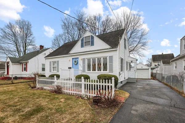 $249,900 | 2408 Roosevelt Avenue, Springfield, MA 01104