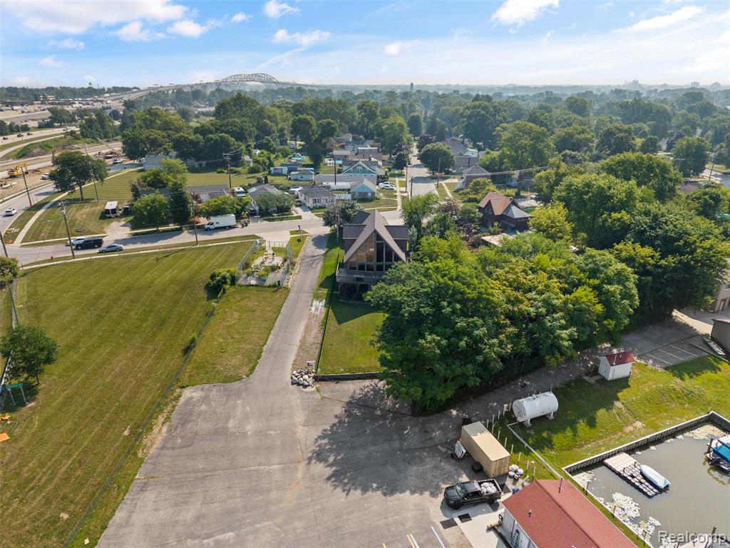 1907 Riverside Drive Port Huron, MI 48060 - Photo 47 of 58