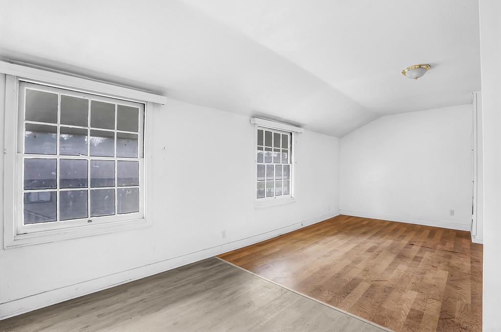 431 Jeb Stuart Road Campo, CA 91906 - Photo 12 of 33 an empty room with windows