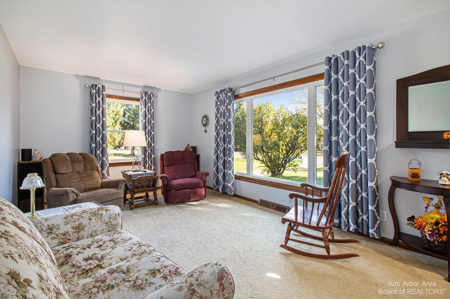 11840 Hall Road Whitmore Lake, MI 48189 - Photo 6 of 53 Photo 6