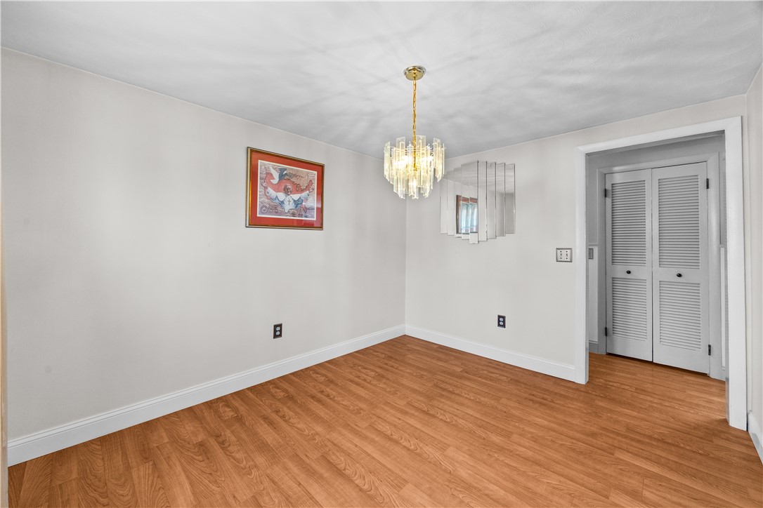 54 Sowams Drive Bristol, RI 02809 - Photo 15 of 28