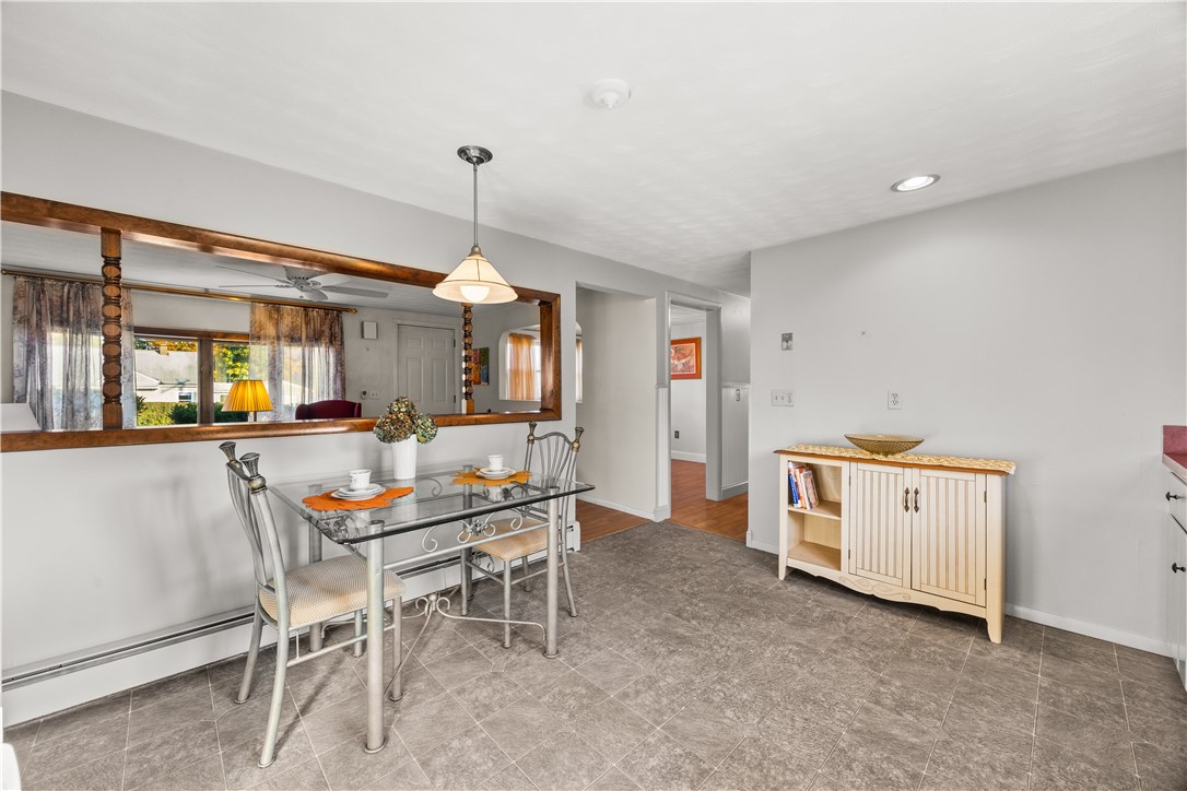 54 Sowams Drive Bristol, RI 02809 - Photo 9 of 28