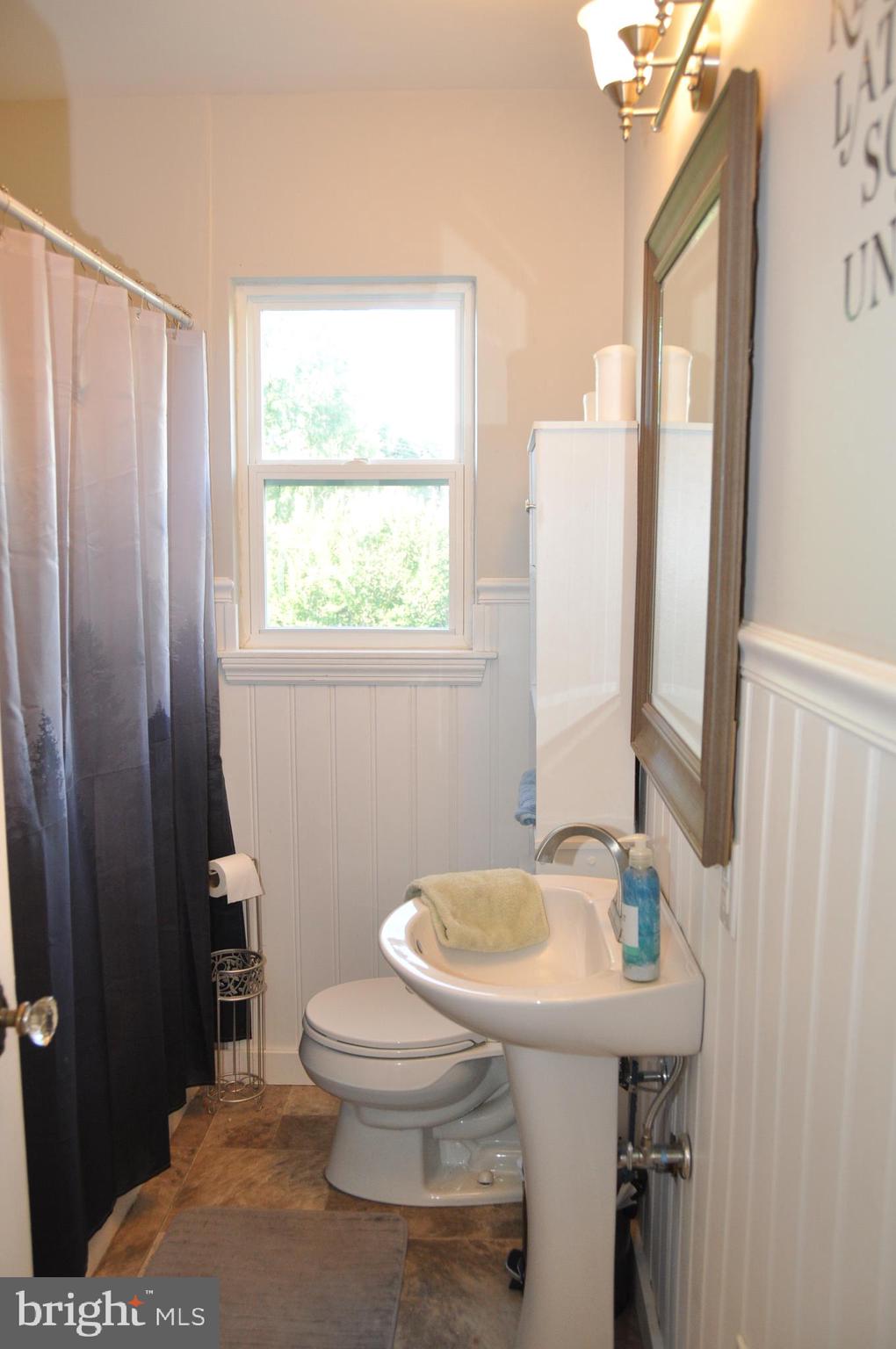 5 Ridgeway Drive York, PA 17404 - Photo 13 of 26 Gallery Image 13