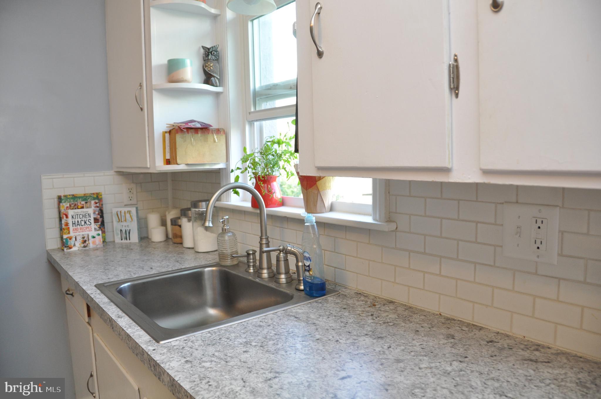 5 Ridgeway Drive York, PA 17404 - Photo 7 of 26 Gallery Image 7