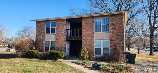 $399,900 | 25 Blackburn Manor, Millstadt, IL 62260
