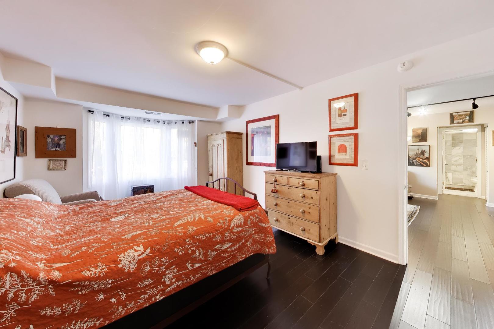235 Ridge Road, Unit 1F Wilmette, IL 60091 - Photo 13 of 26 Gallery Image 13