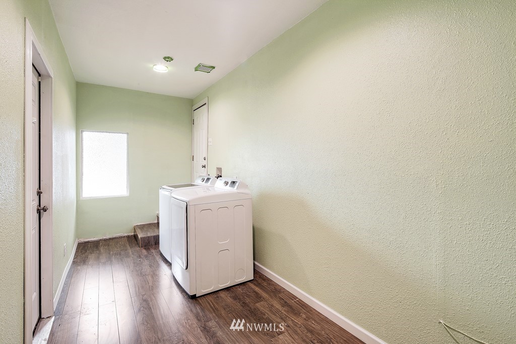 230 225th Street Southeast Bothell, WA 98021 - Photo 20 of 24