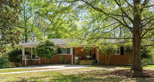 $575,000 | 3525 Hope Valley Road, Durham, NC 27707