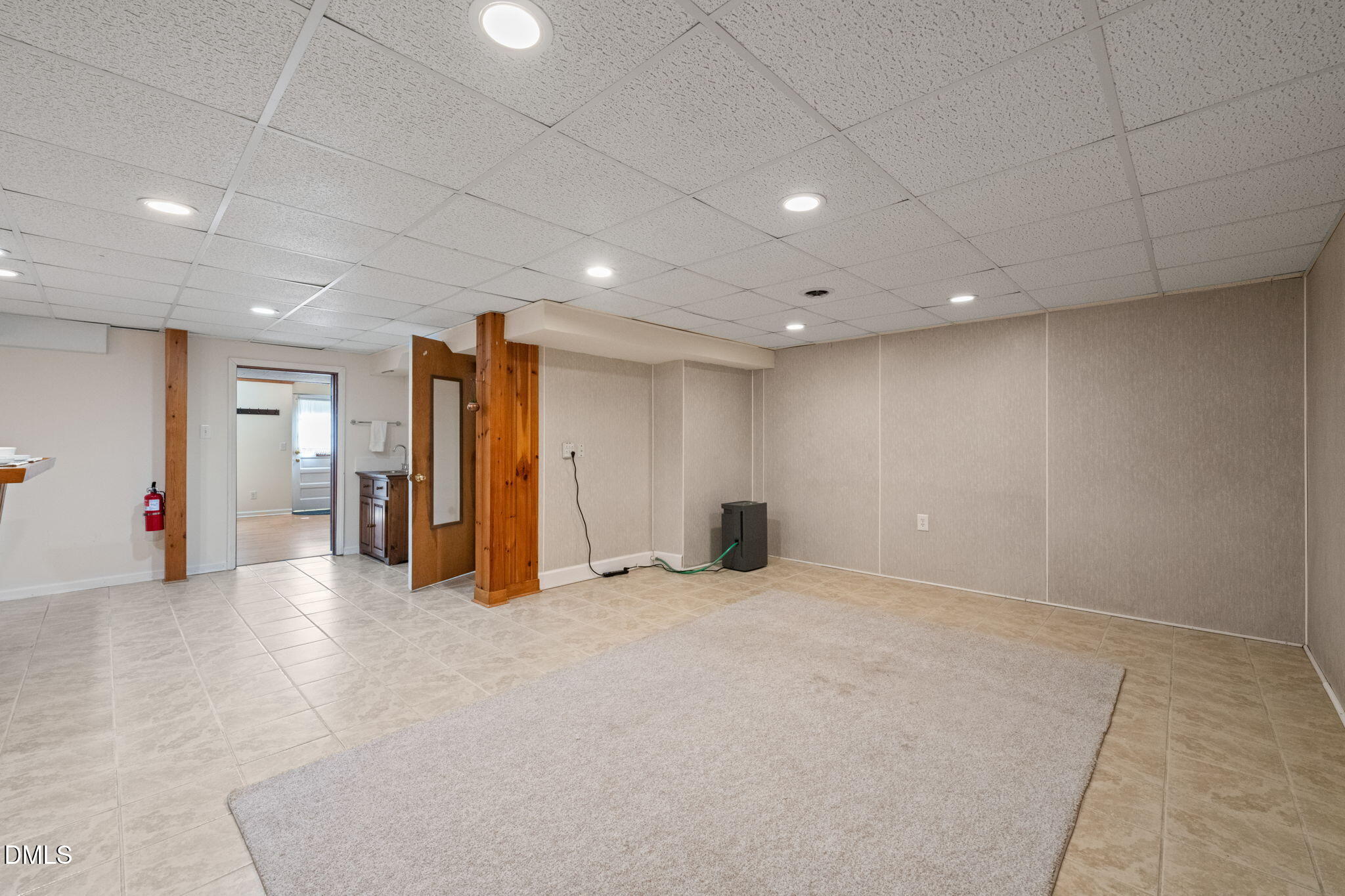 3525 Hope Valley Road Durham, NC 27707 - Photo 29 of 38 Downstairs Living Space