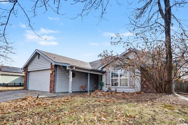 $275,000 | 724 North Street, Lawrence, KS 66044