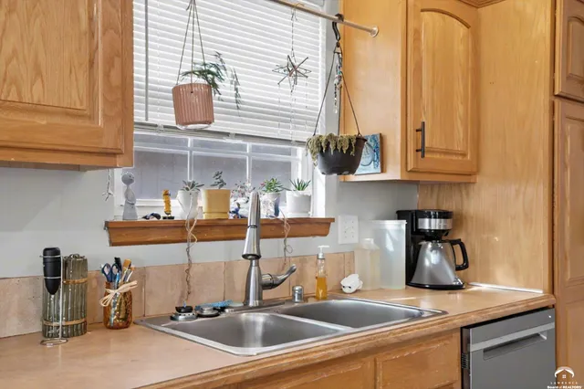 $275,000 | 724 North Street, Lawrence, KS 66044