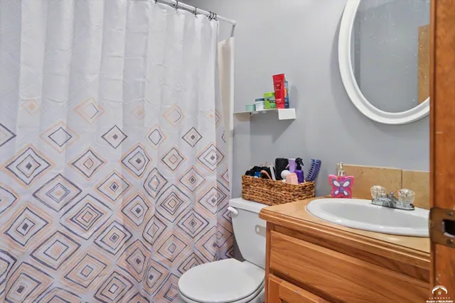 $275,000 | 724 North Street, Lawrence, KS 66044