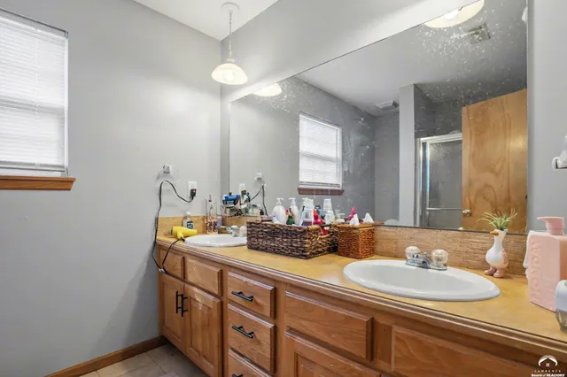 $275,000 | 724 North Street, Lawrence, KS 66044