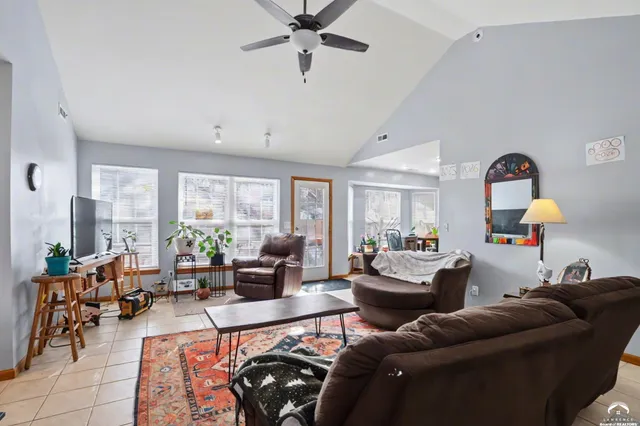 $275,000 | 724 North Street, Lawrence, KS 66044